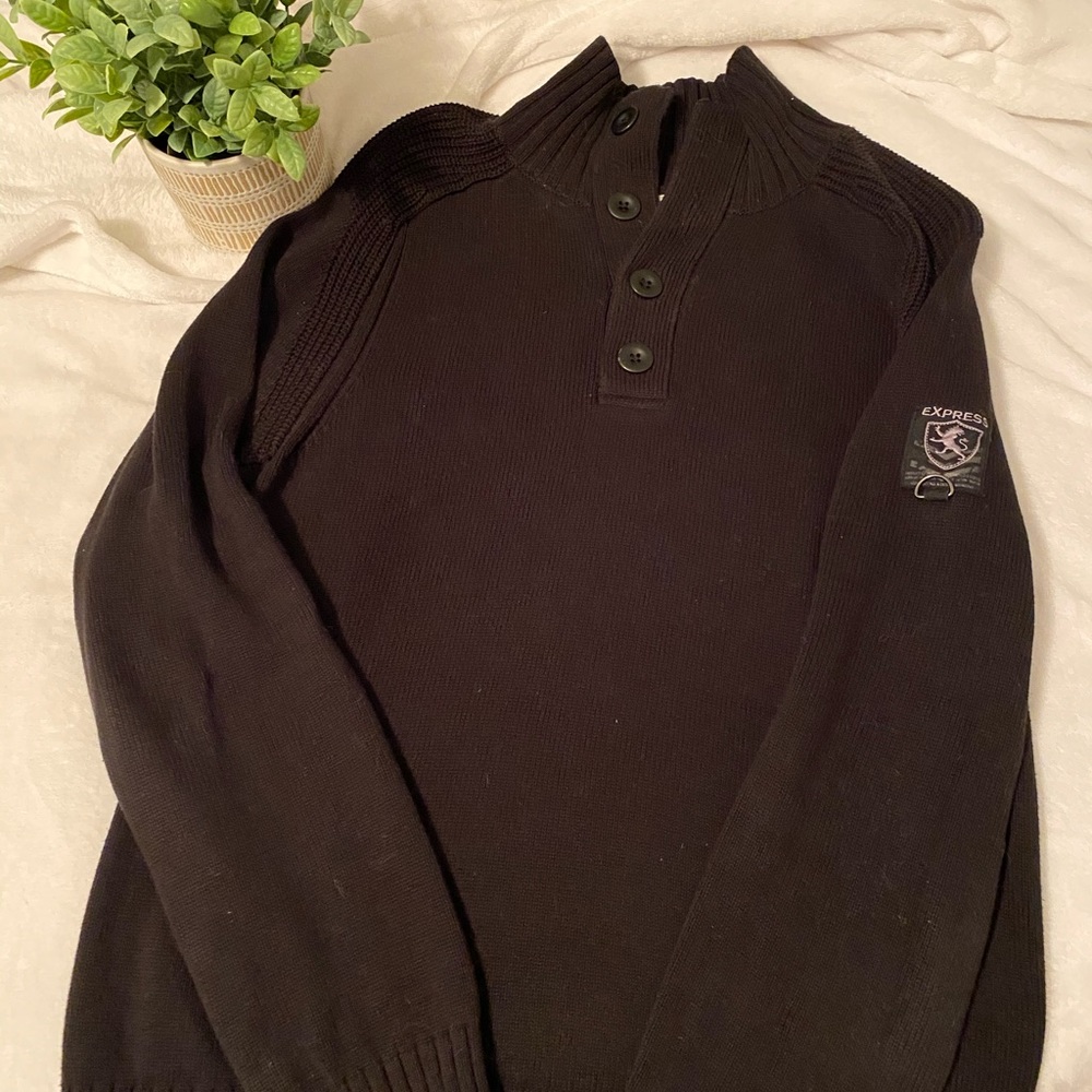 Express Men’s sweater